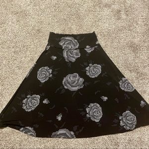 Lularoe Rose Pixel High Waist Stretch Skirt